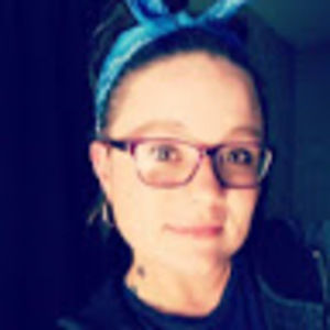 Meet your Posher, Elaine